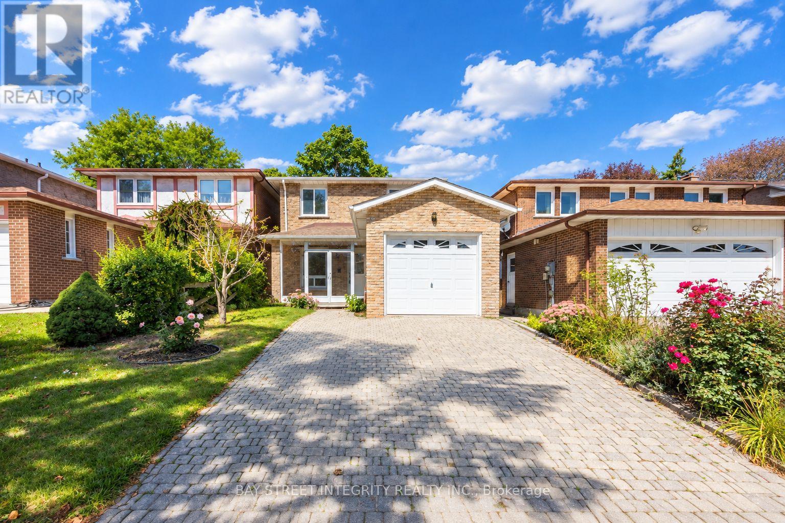 12 Charnwood Place Property Photo 1