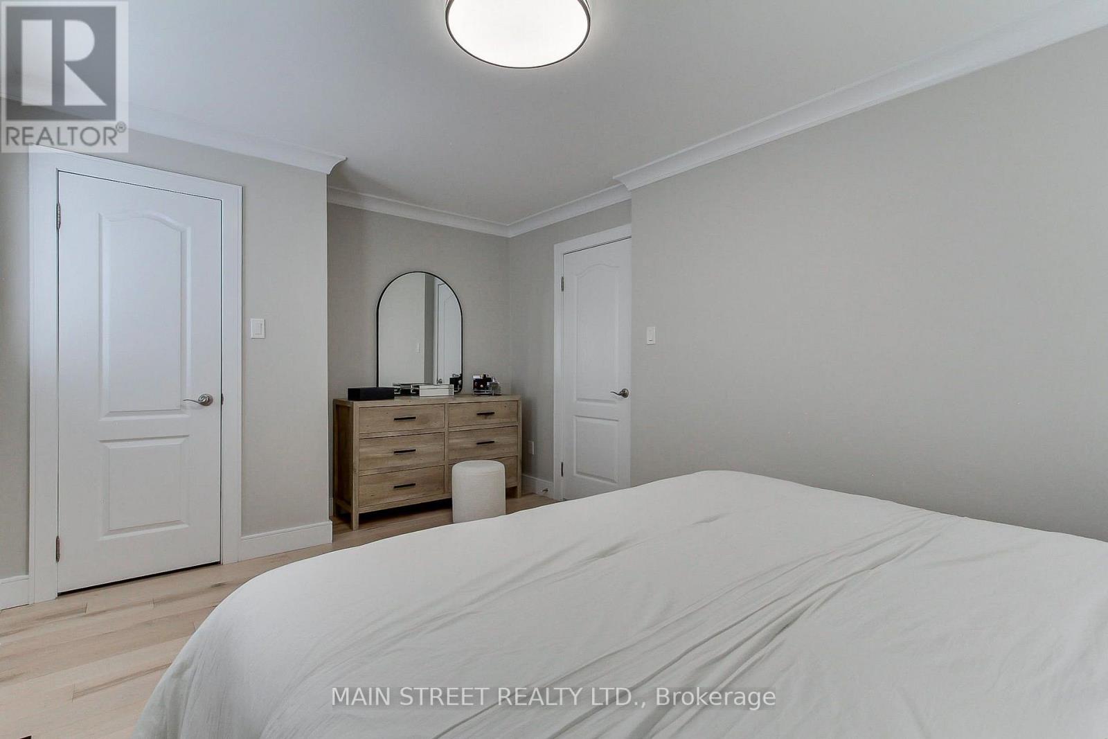 10 Daniele Avenue S Property Photo 25