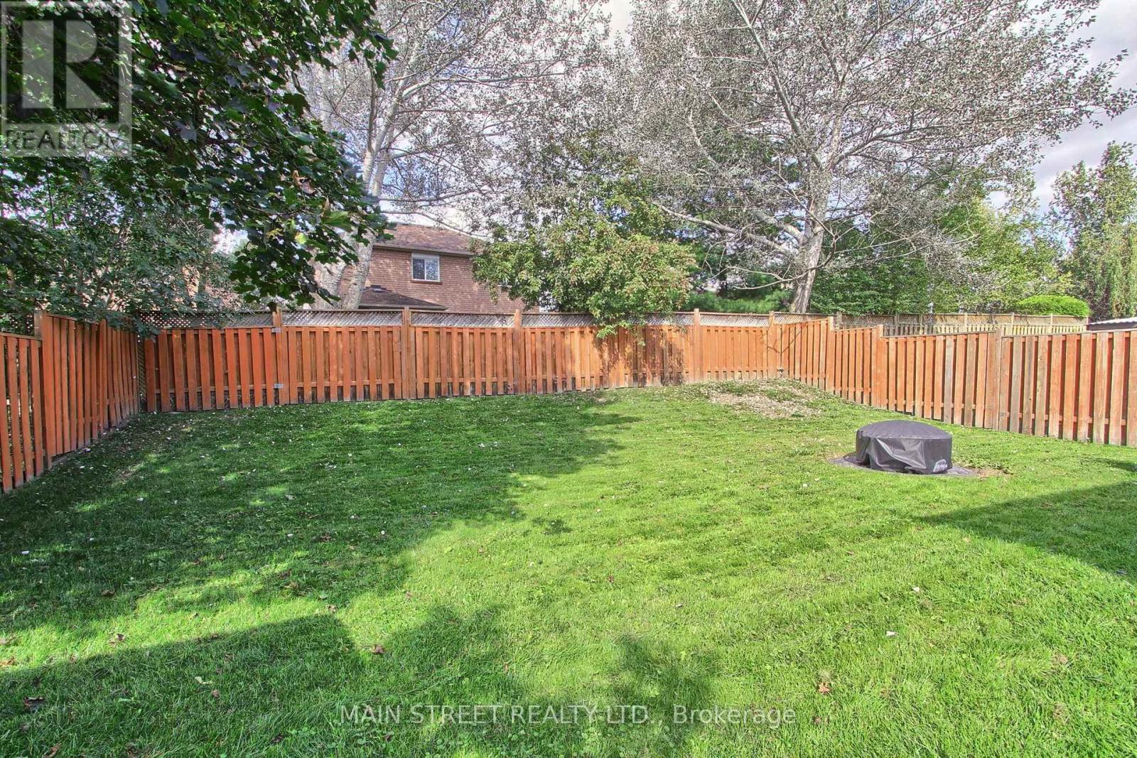 10 Daniele Avenue S Property Photo 39