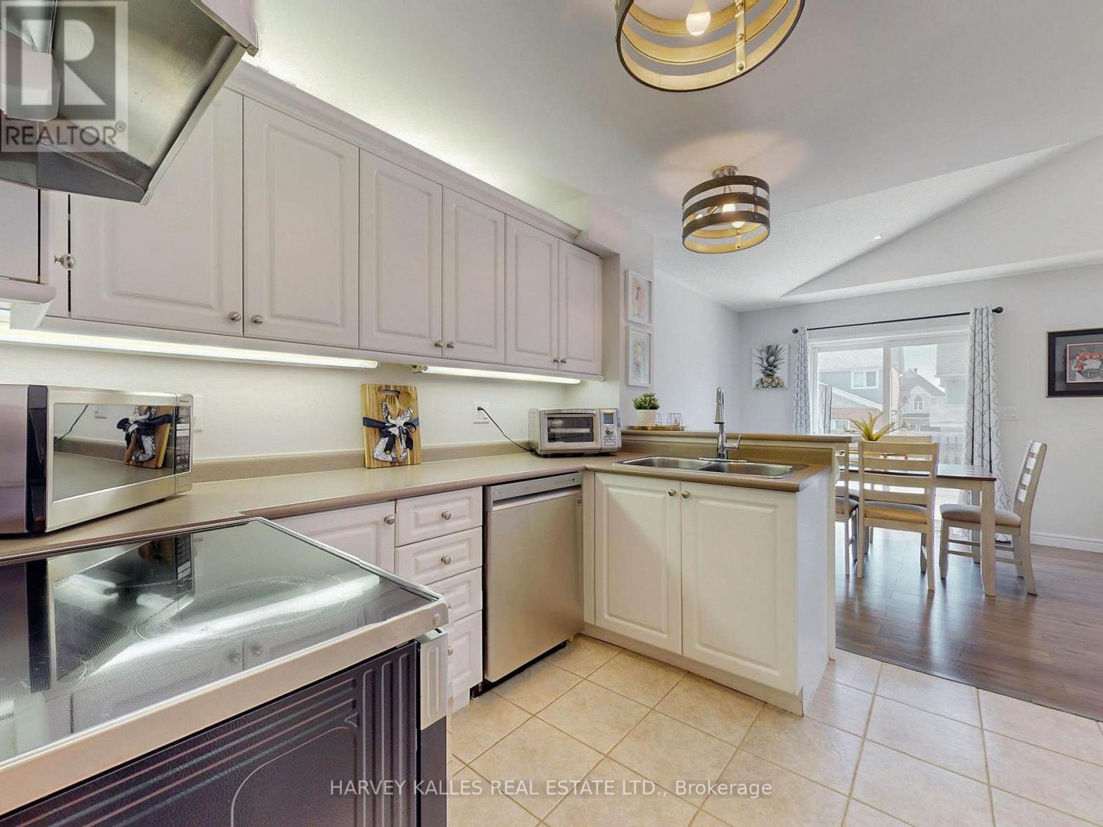 1159 Kell Street Property Photo 12