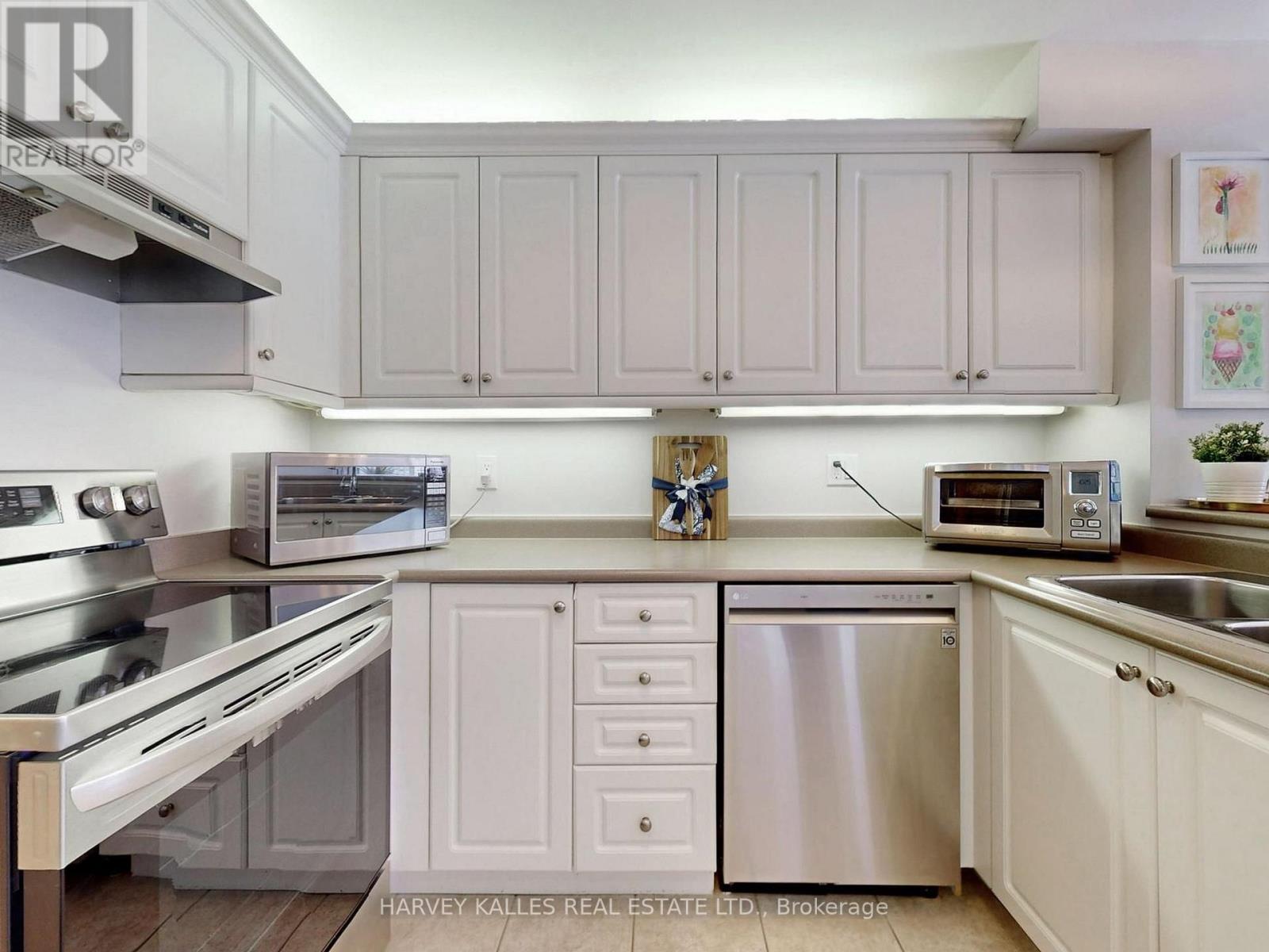 1159 Kell Street Property Photo 15