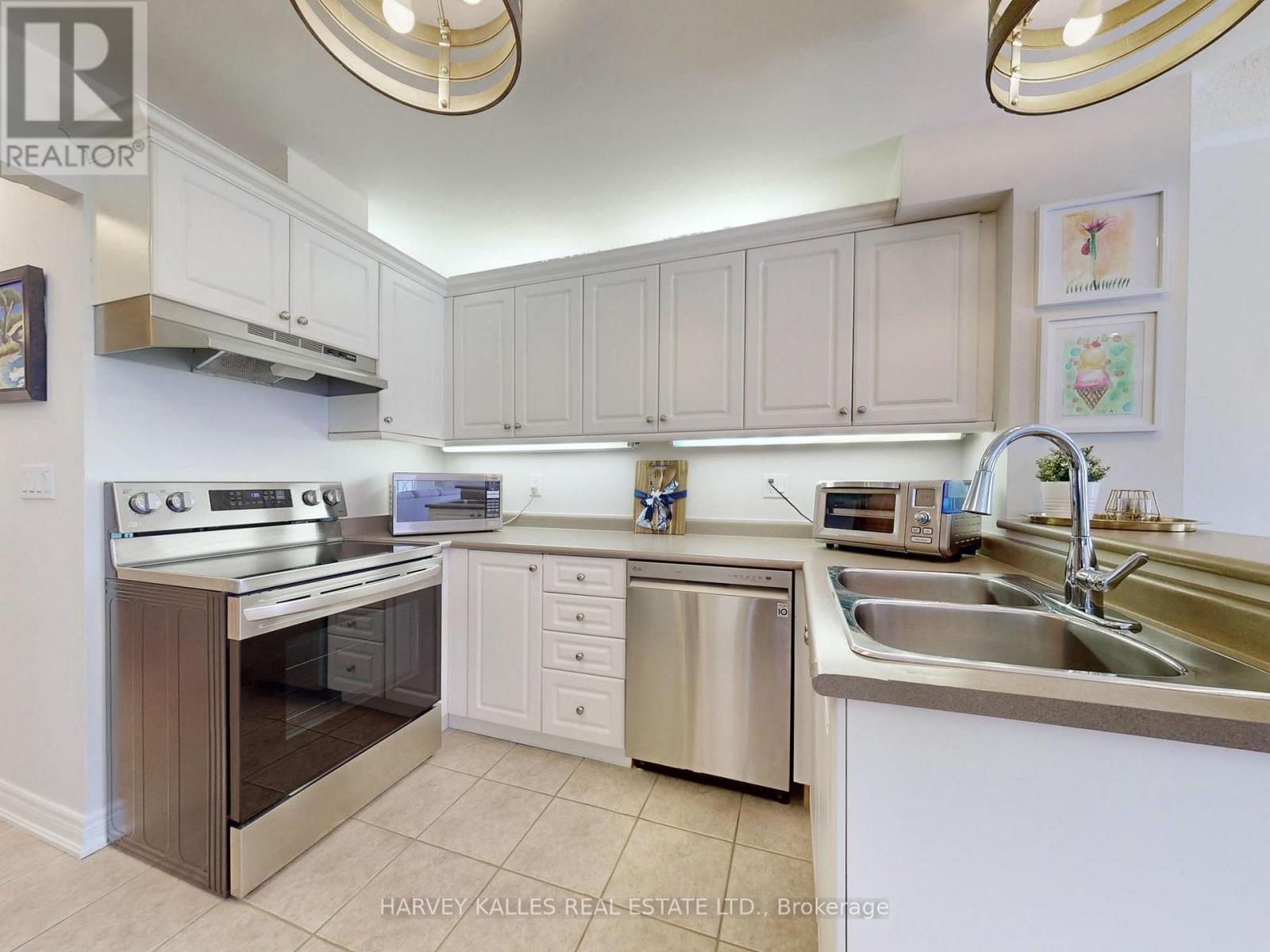 1159 Kell Street Property Photo 17