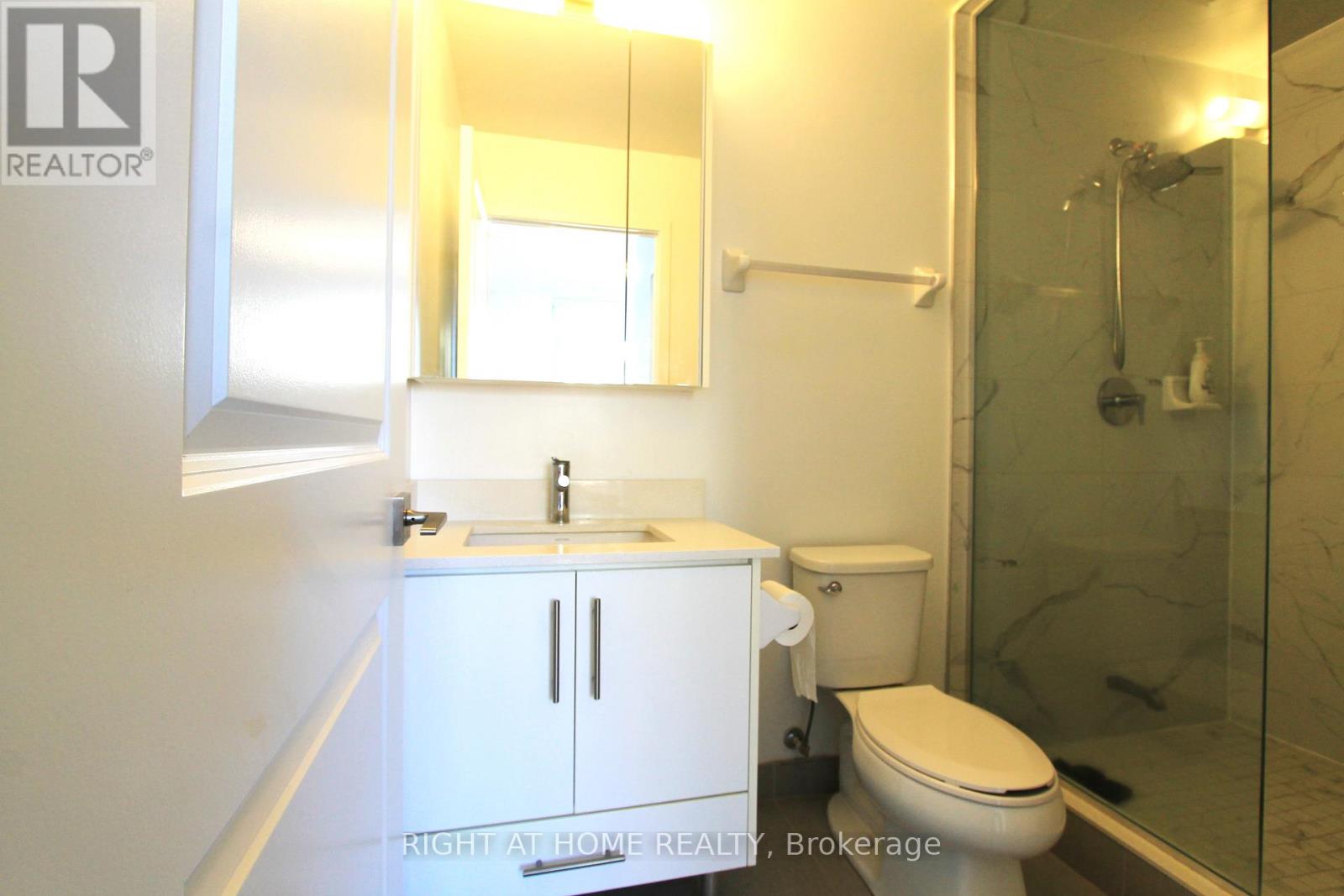 907 - 85 Oneida Crescent Property Photo 14