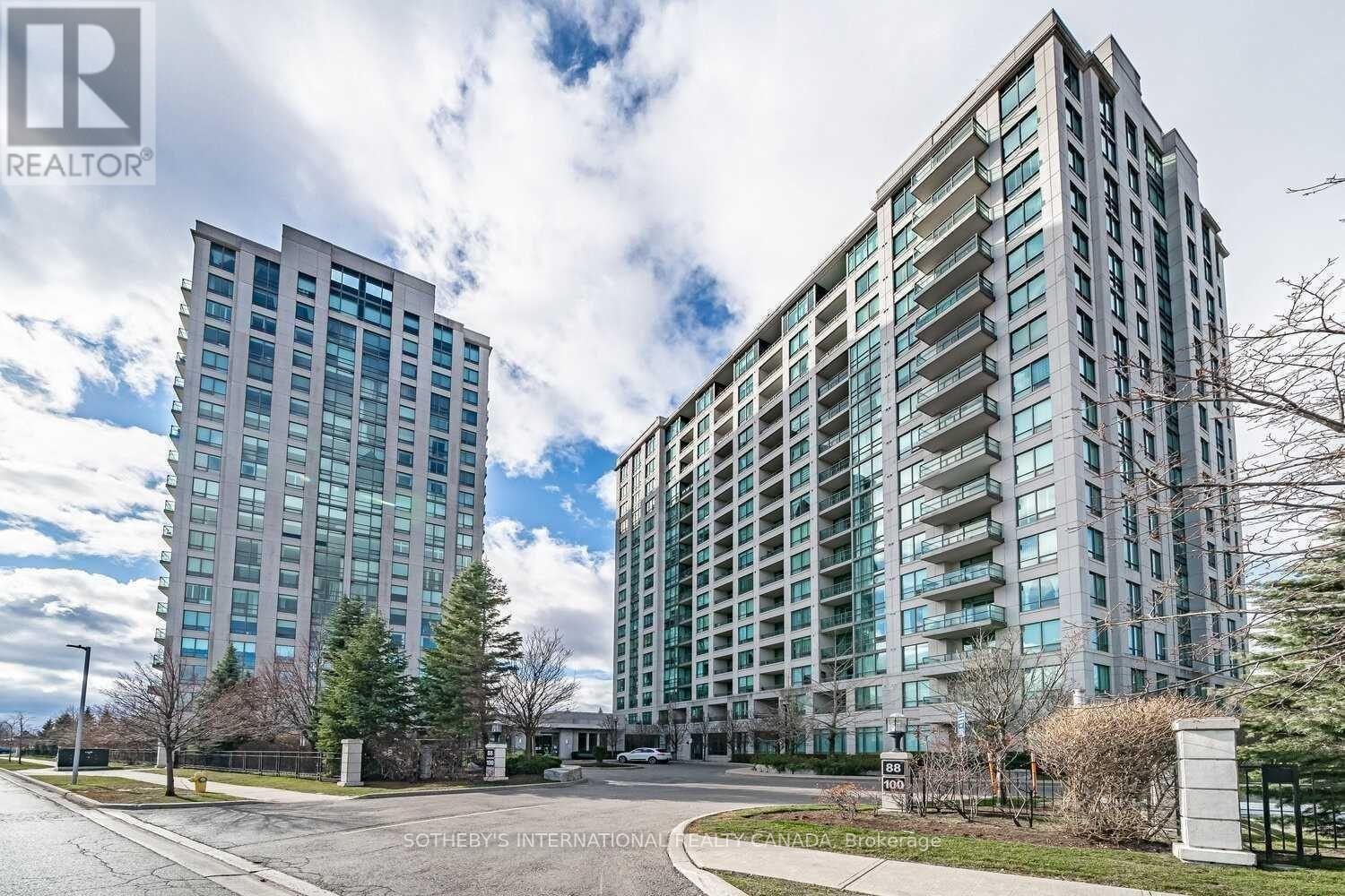 1011 - 100 PROMENADE CIRCLE Property Photo 1