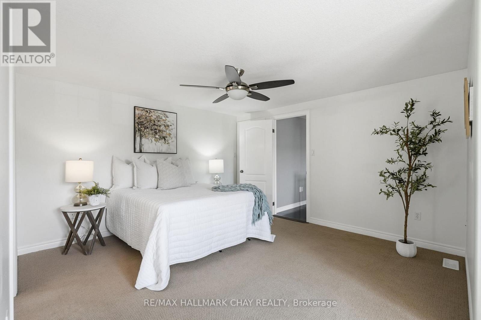 17 Armeda Clow Crescent Property Photo 21