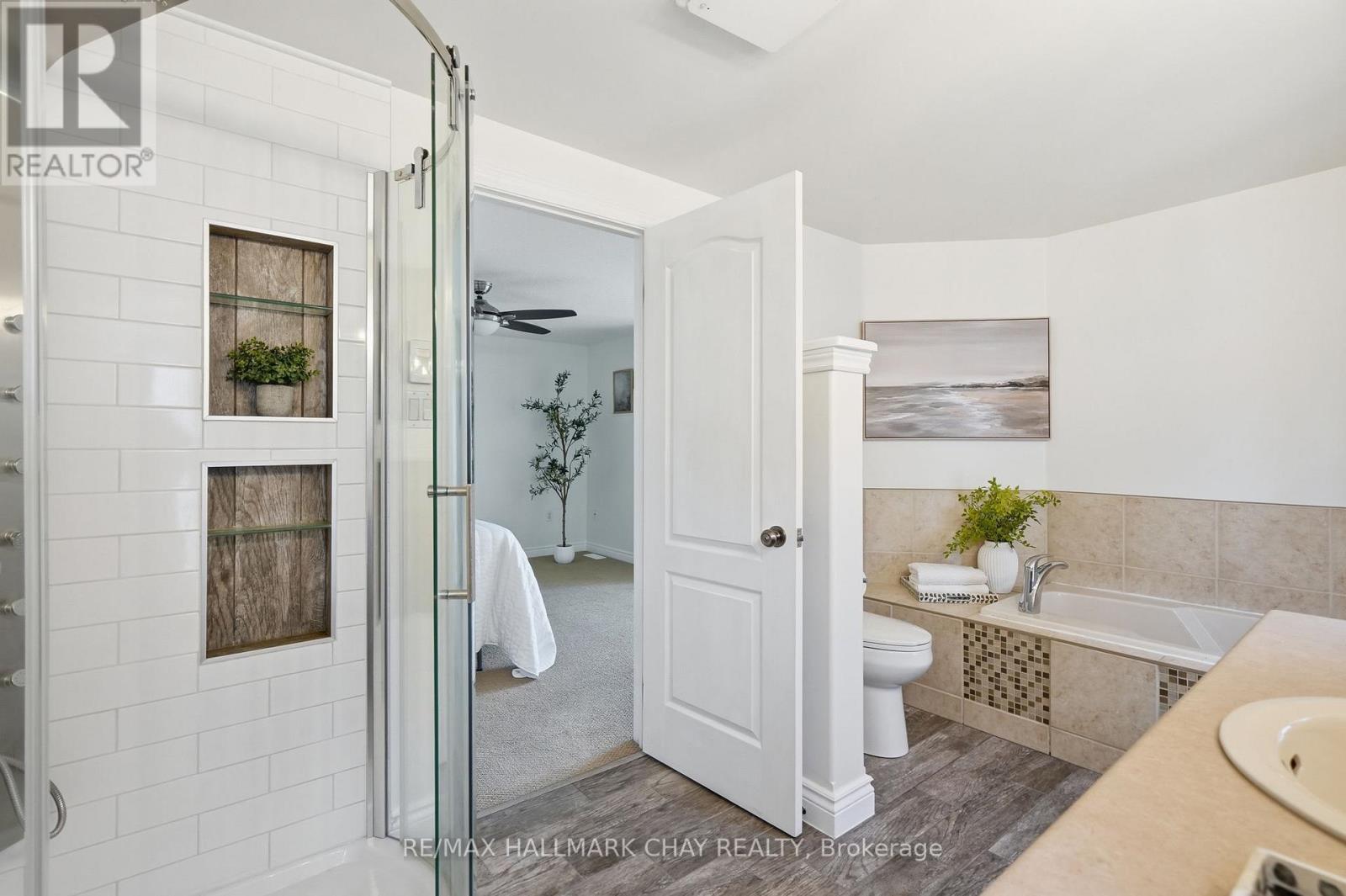 17 Armeda Clow Crescent Property Photo 22