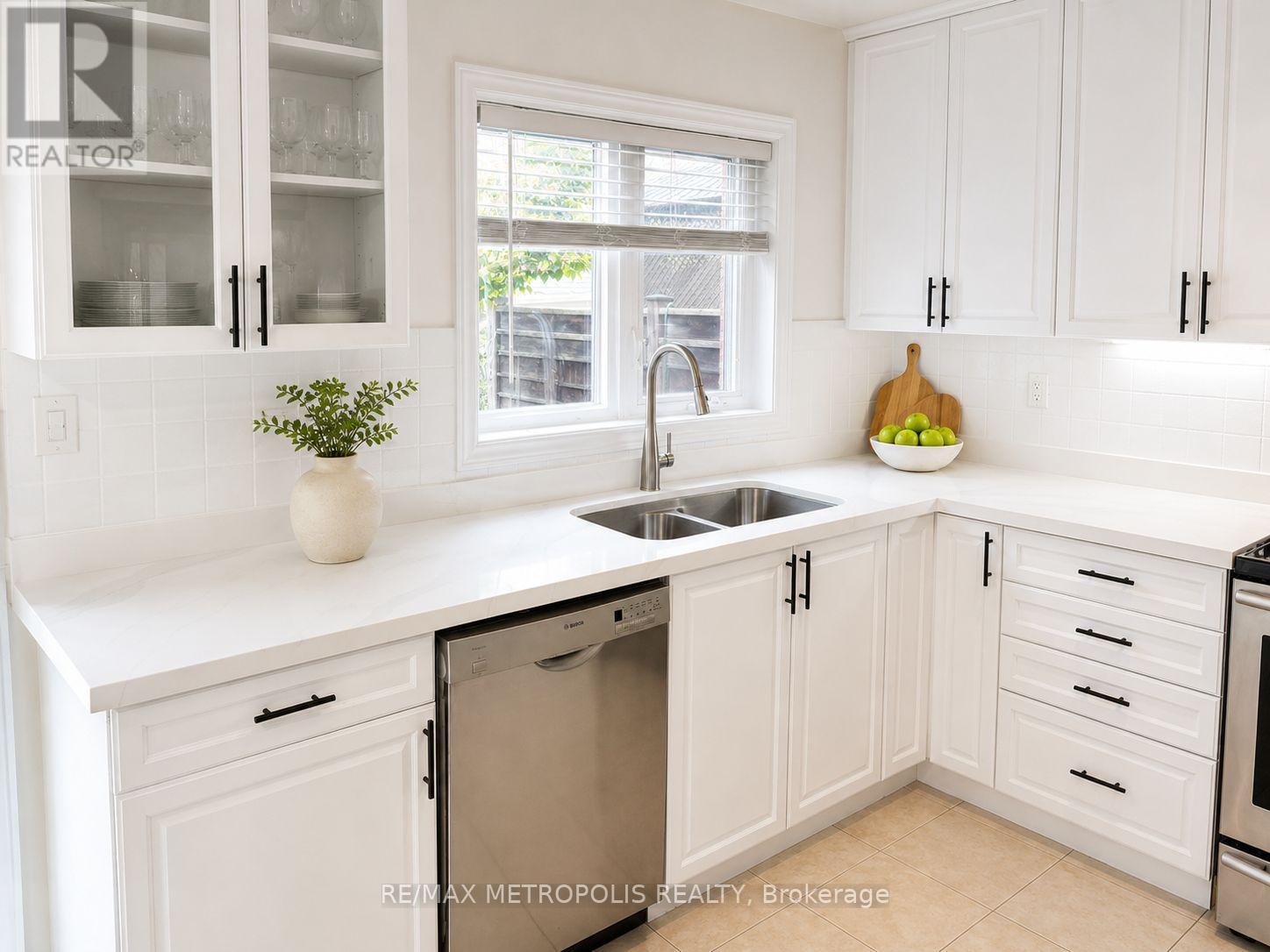 58 Lady Loretta Lane Property Photo 11