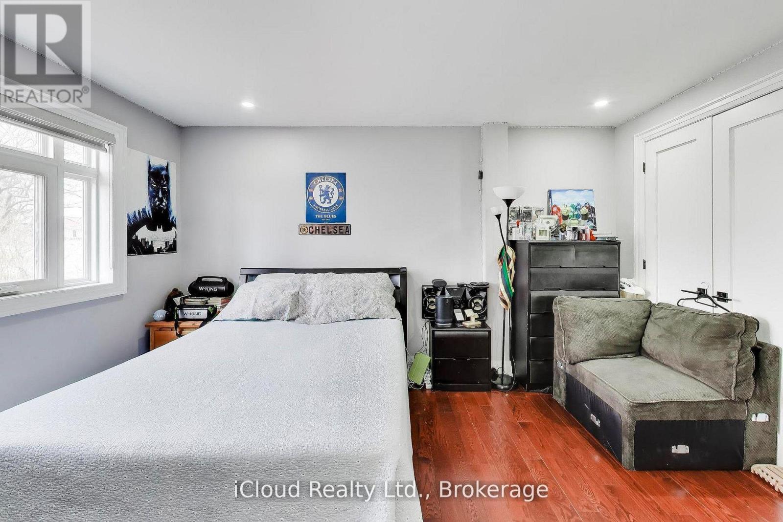 16175 Jane Street Property Photo 23