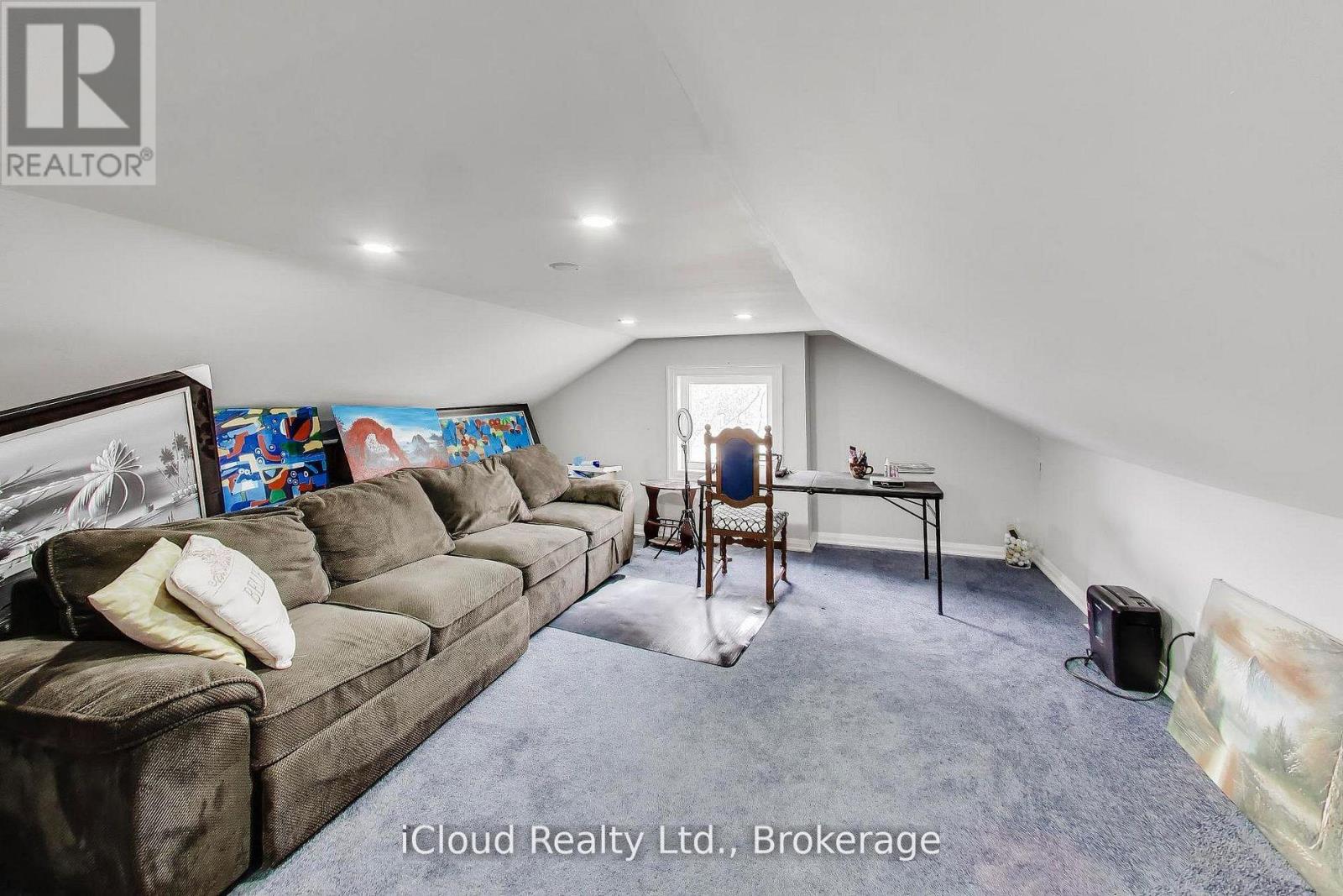 16175 Jane Street Property Photo 26
