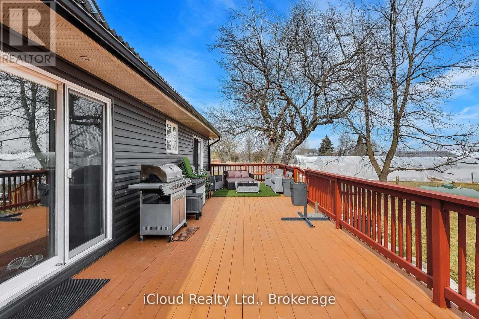 16175 Jane Street Property Photo 43