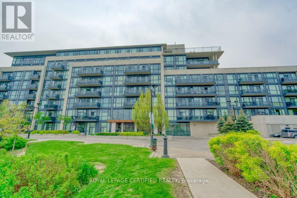711 - 4700 HIGHWAY 7 Property Photo 1