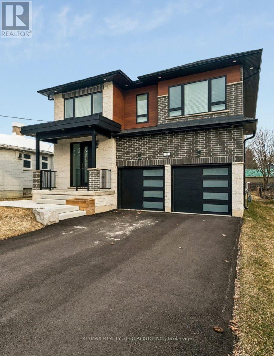 44 ALBERT STREET W Property Photo 1