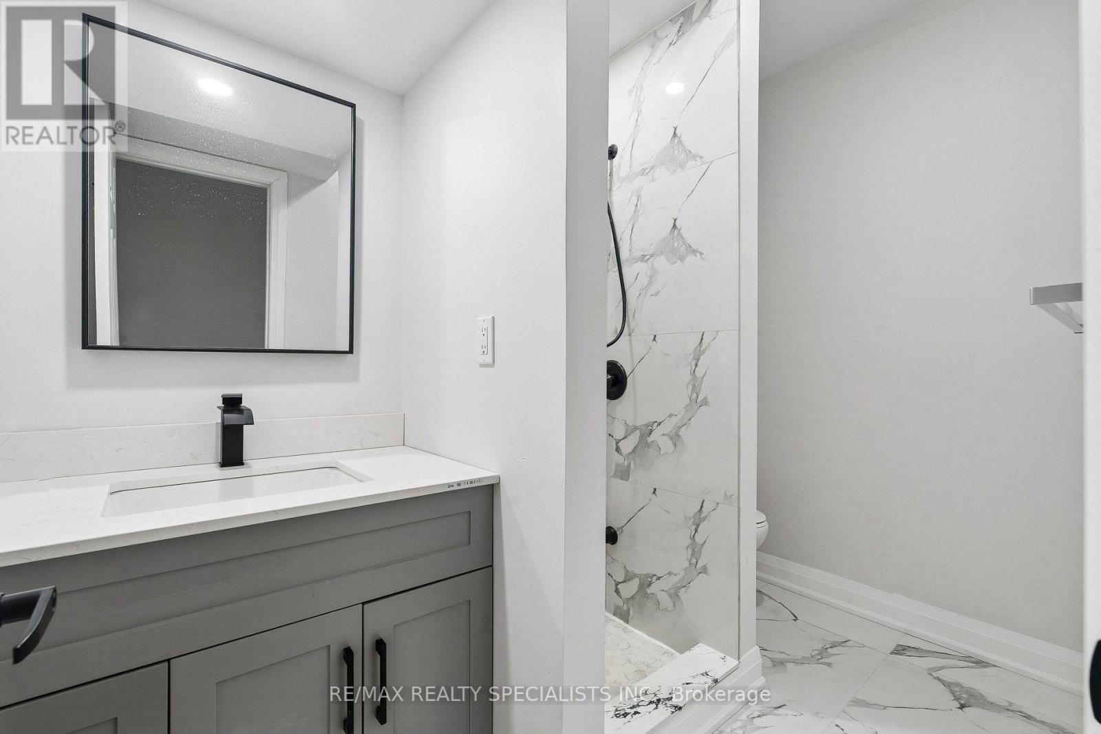 44 Albert Street W Property Photo 44
