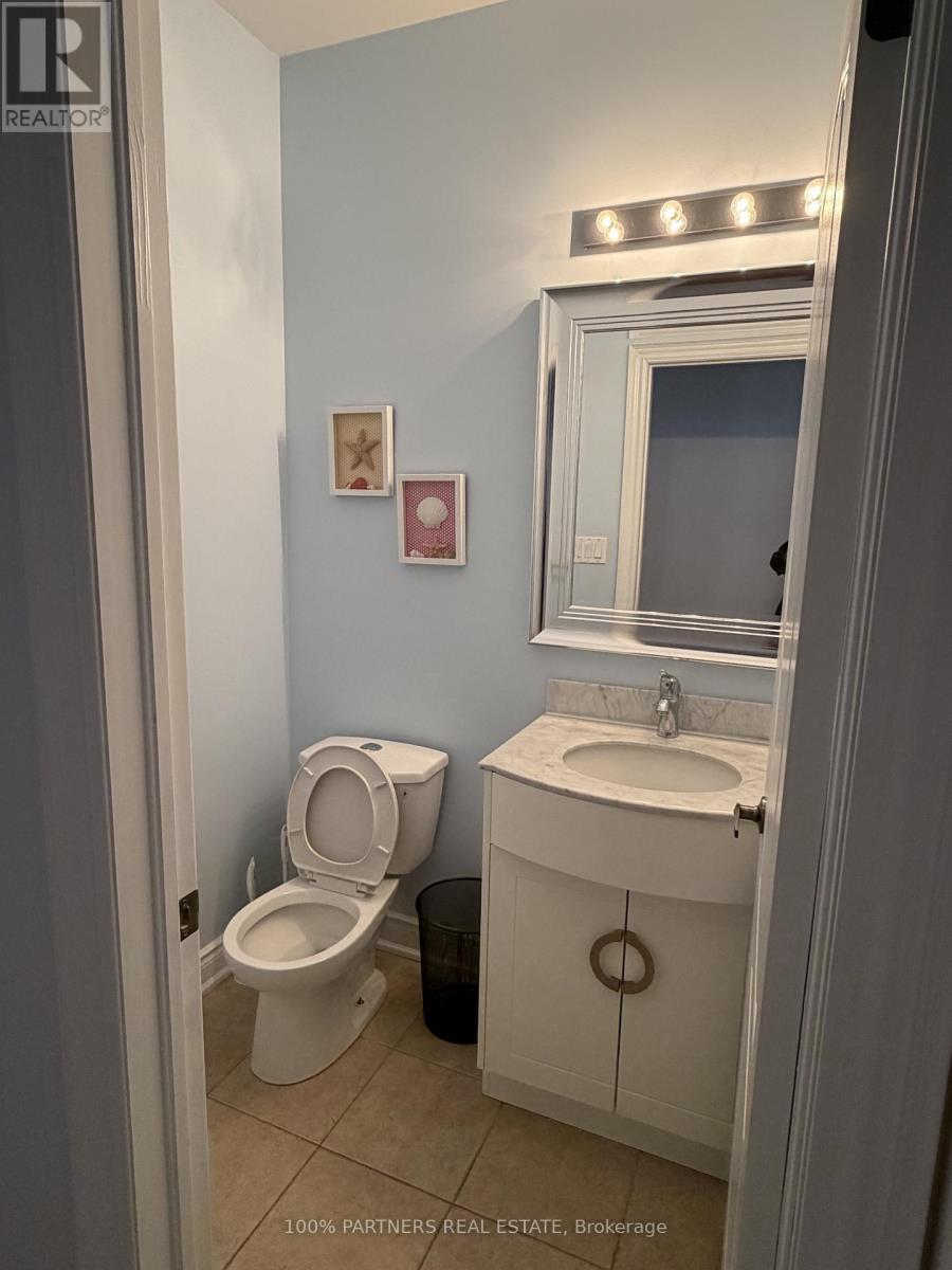 56 Woodvalley Crescent Property Photo 10