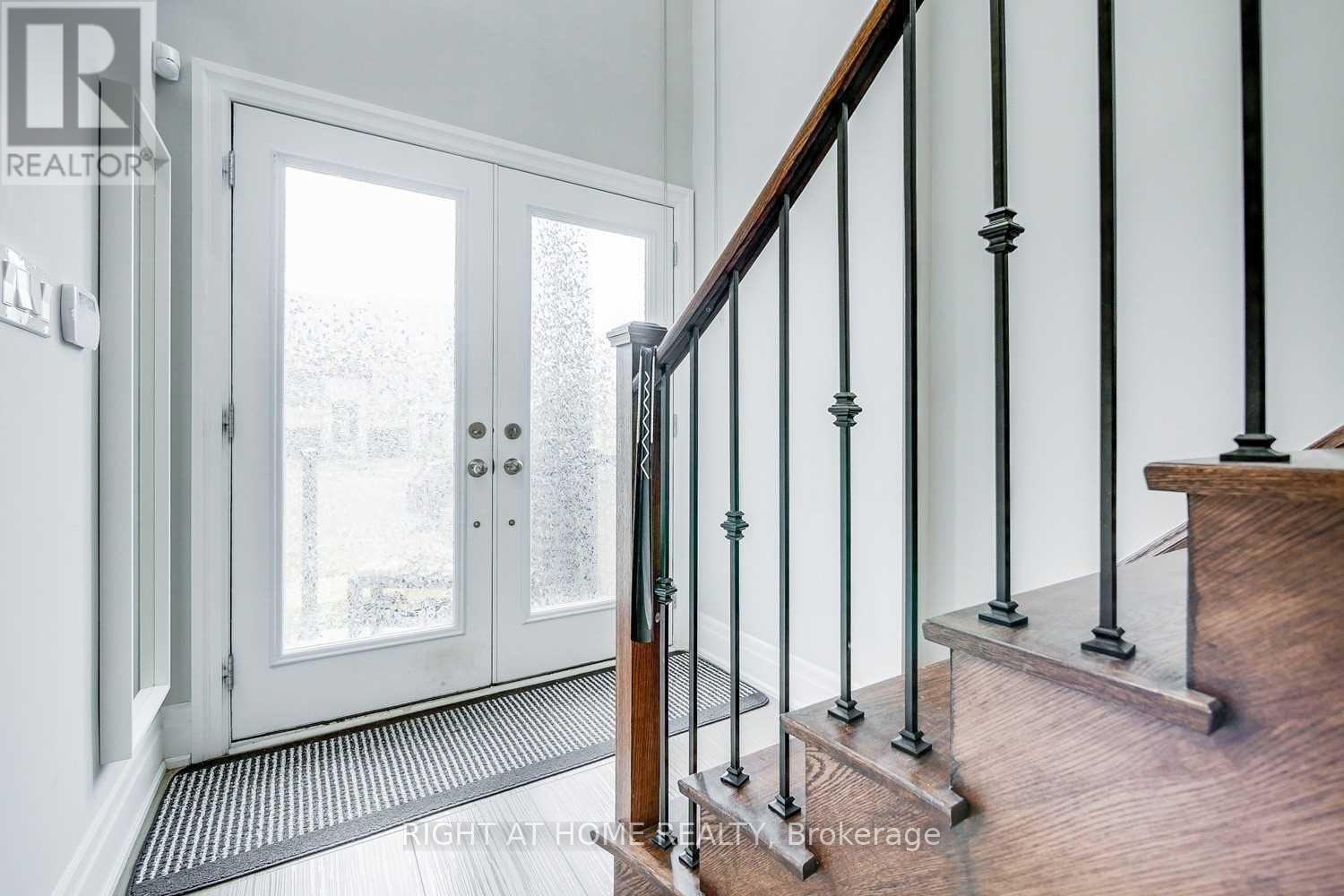255 Thomas Cook Avenue Property Photo 3