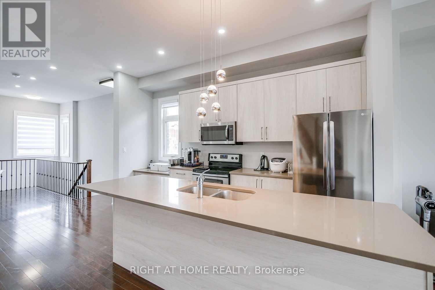 255 Thomas Cook Avenue Property Photo 15
