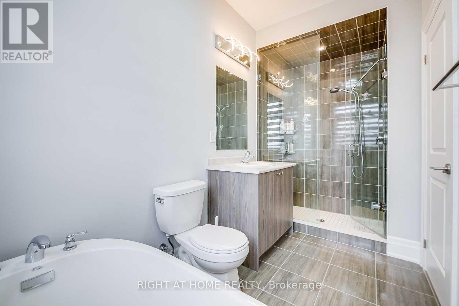 255 Thomas Cook Avenue Property Photo 25