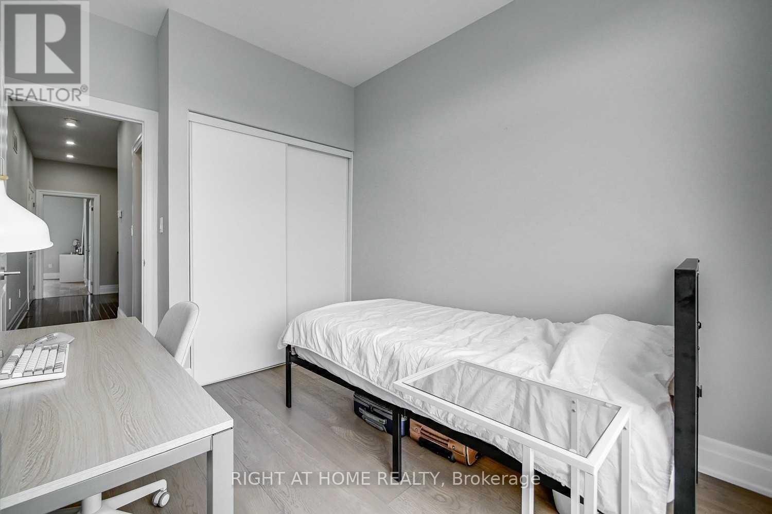 255 Thomas Cook Avenue Property Photo 27