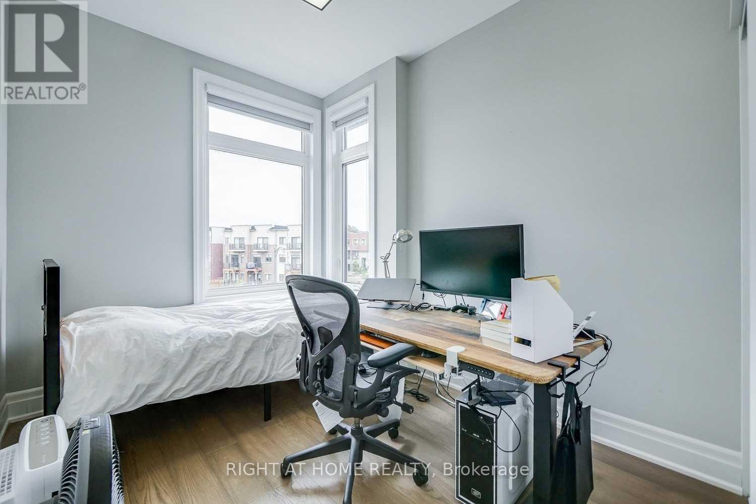 255 Thomas Cook Avenue Property Photo 28