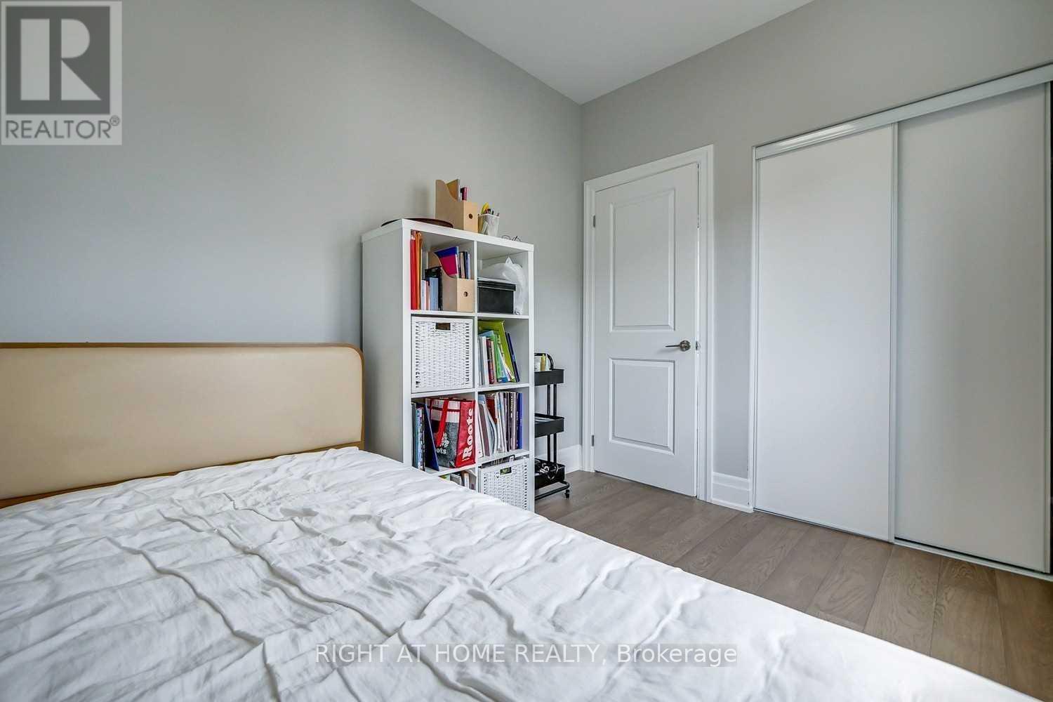 255 Thomas Cook Avenue Property Photo 31