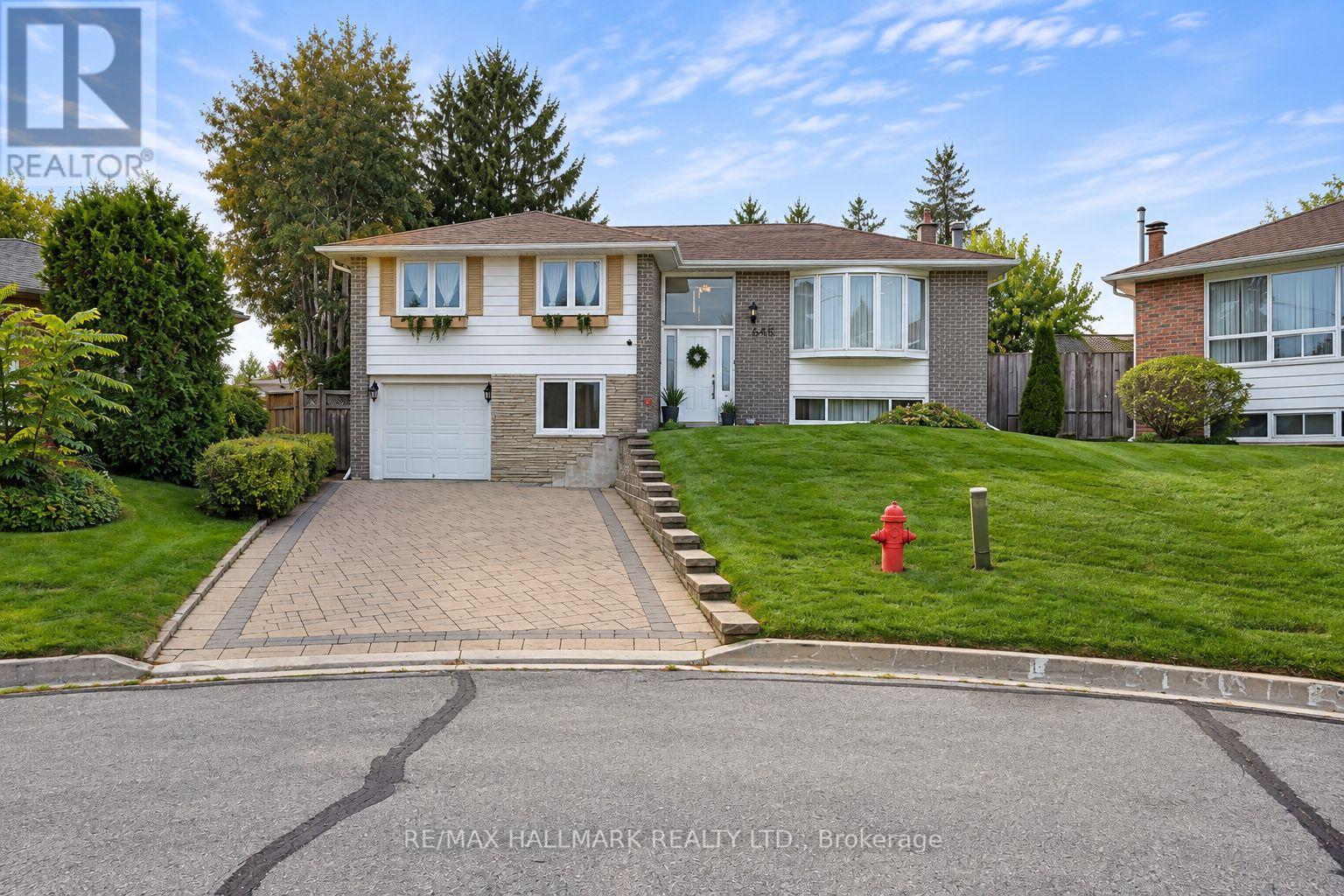 648 Mossbank Court Property Photo 1