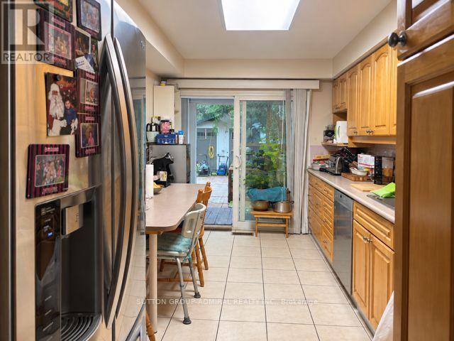 168 Mabley Crescent Property Photo 5