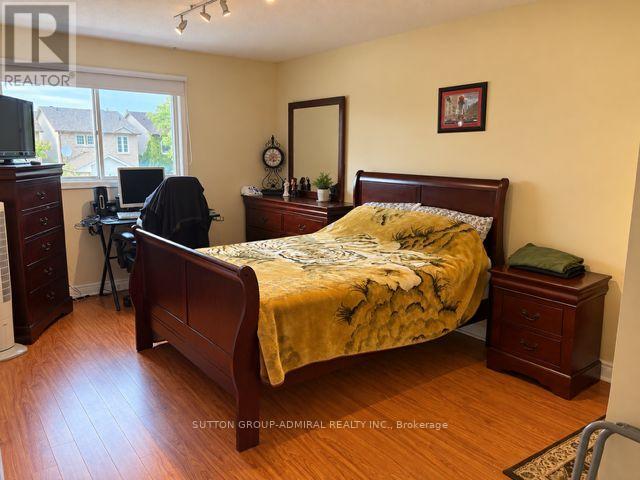 168 Mabley Crescent Property Photo 8