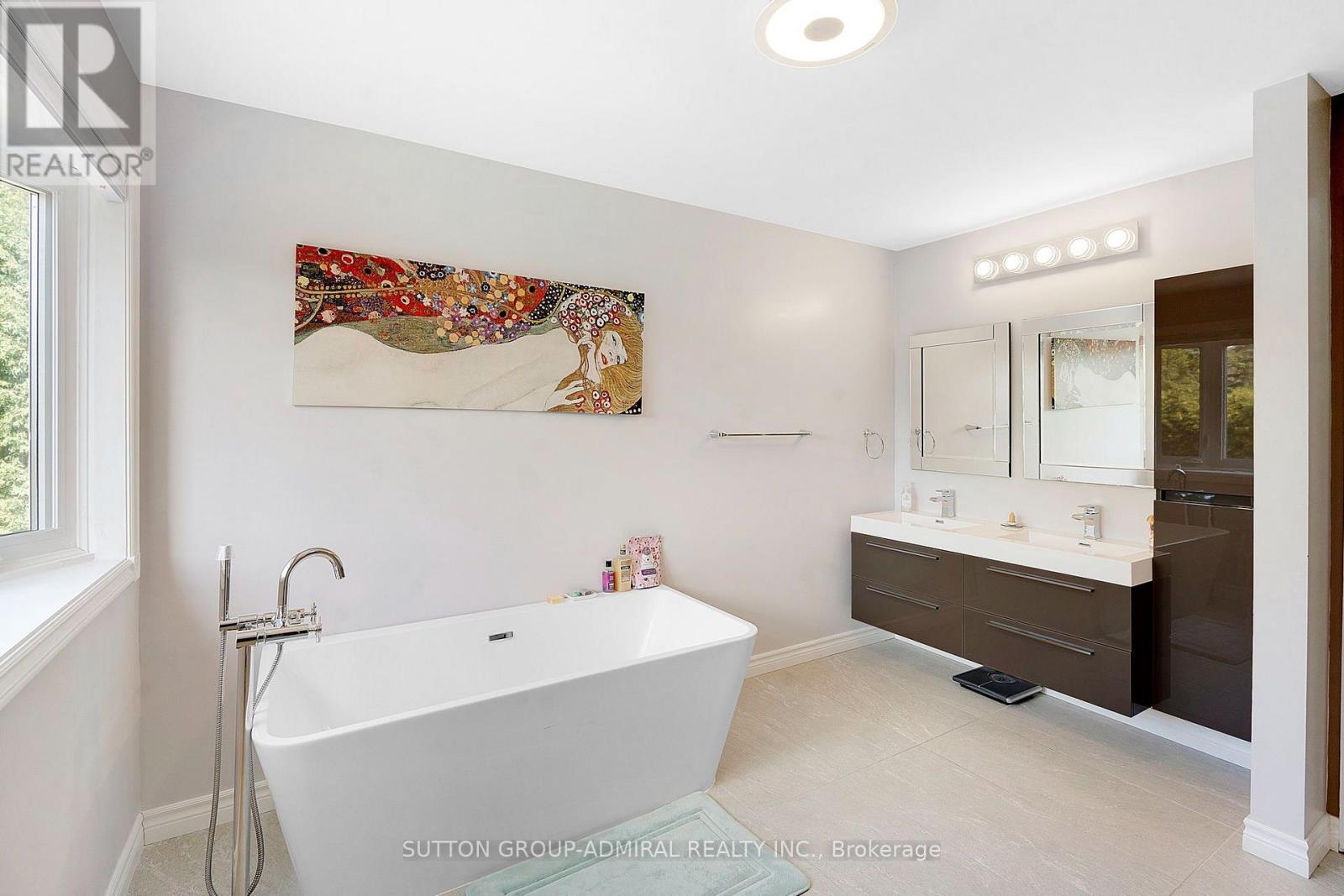 26 Albery Crescent Property Photo 29