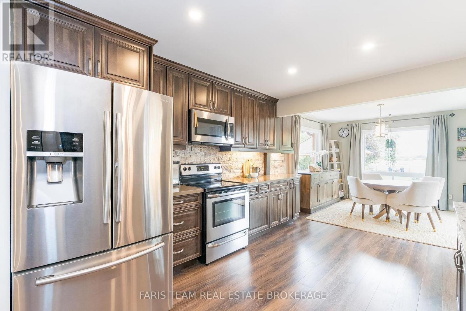 2032 Chantler Street Property Photo 6