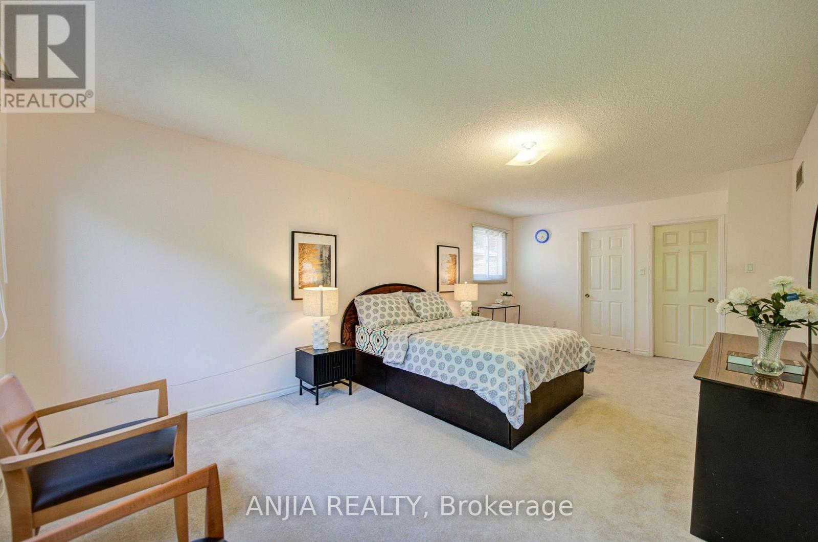 8 Brooklyn Crescent Property Photo 23