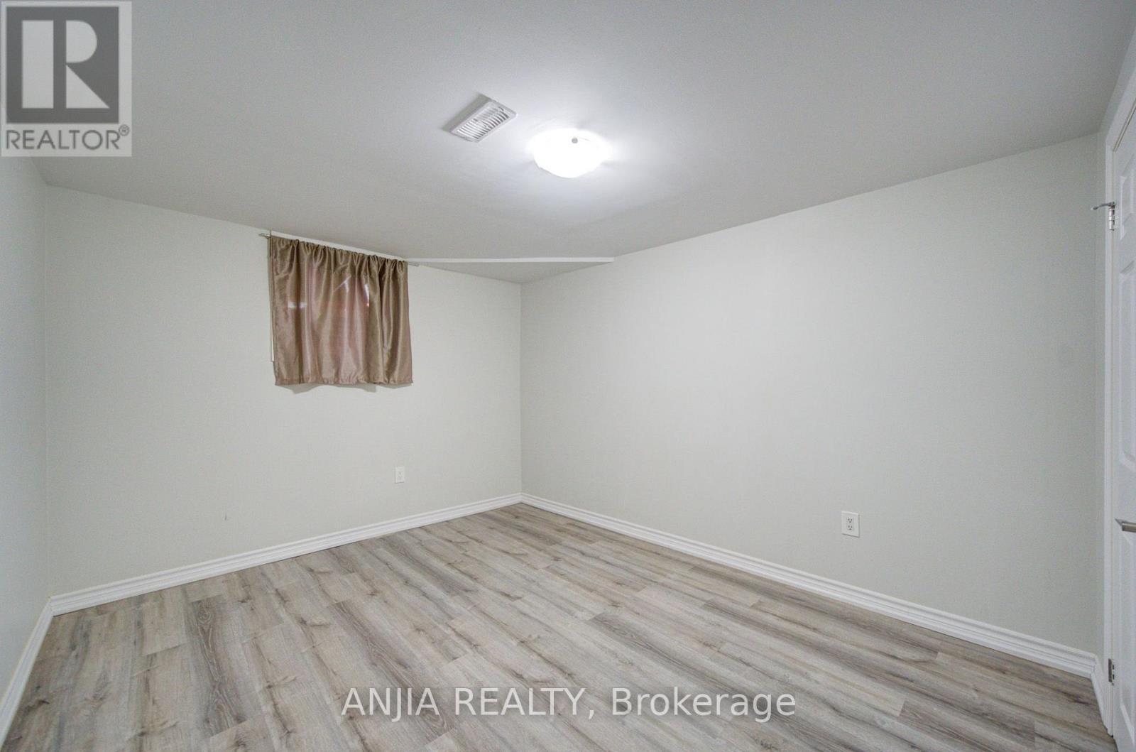 8 Brooklyn Crescent Property Photo 40