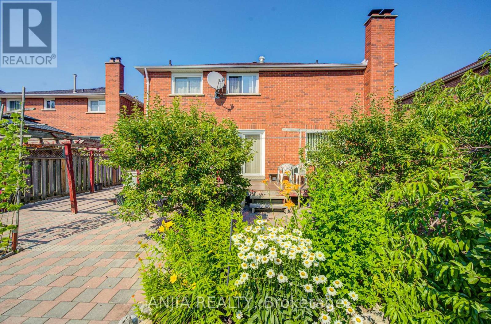 8 Brooklyn Crescent Property Photo 46