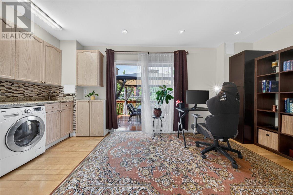 97 Yellowood Circle Property Photo 3