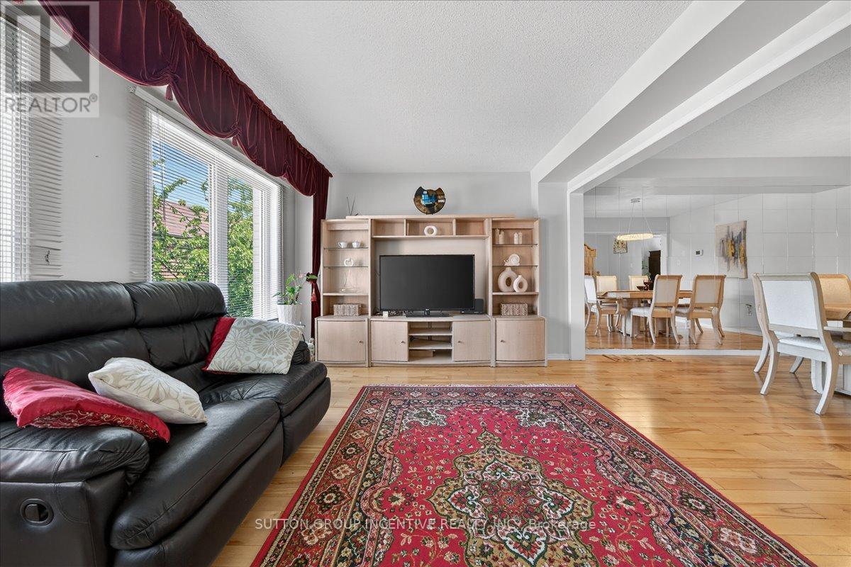 97 Yellowood Circle Property Photo 7