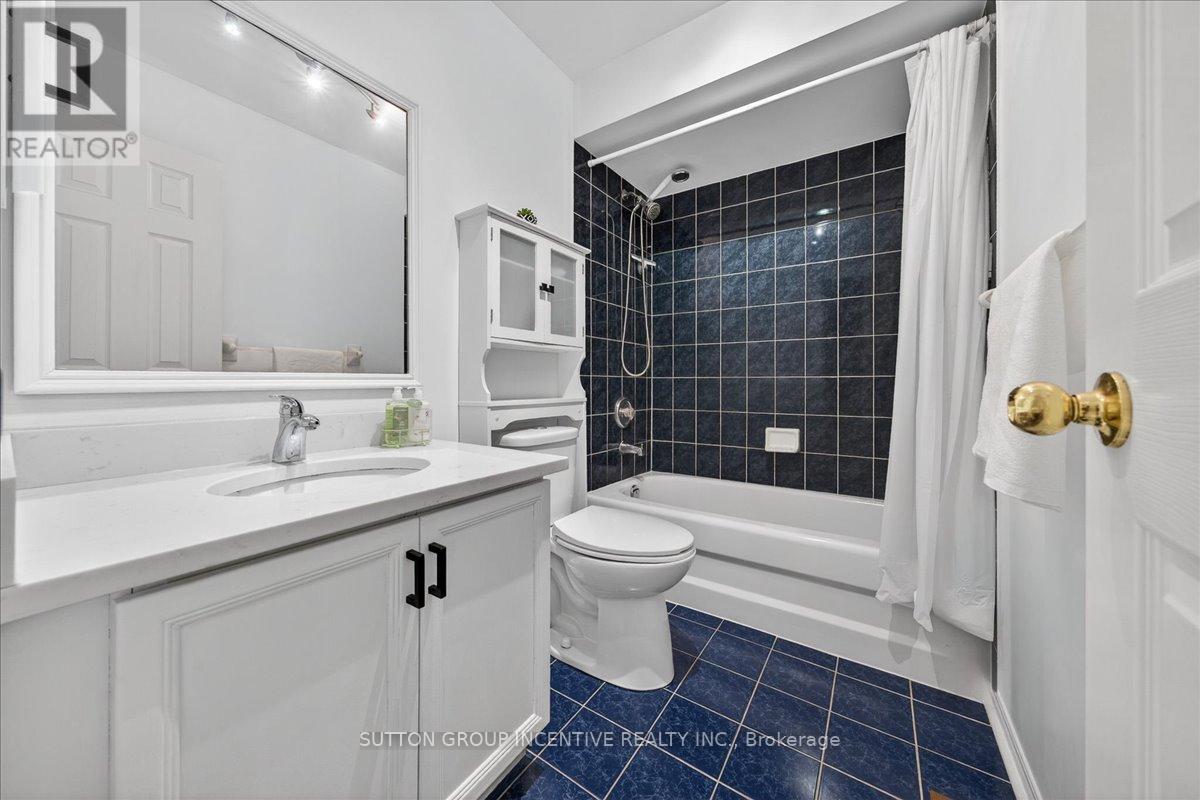97 Yellowood Circle Property Photo 32