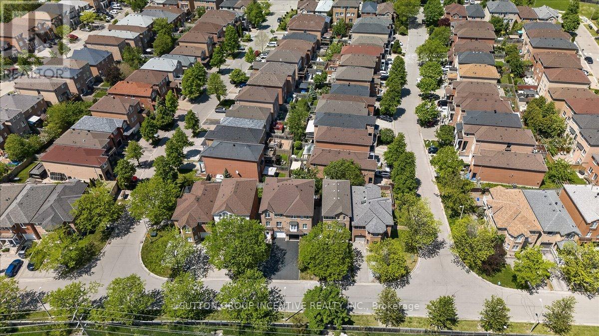 97 Yellowood Circle Property Photo 38