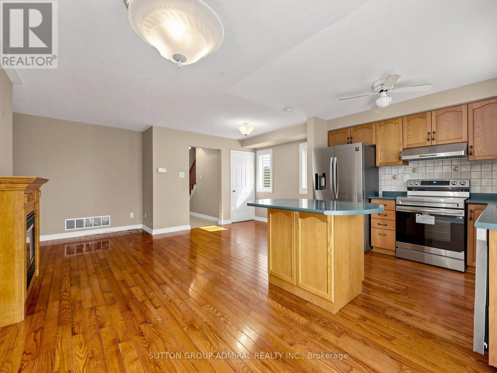 225 Kelso Crescent Property Photo 8