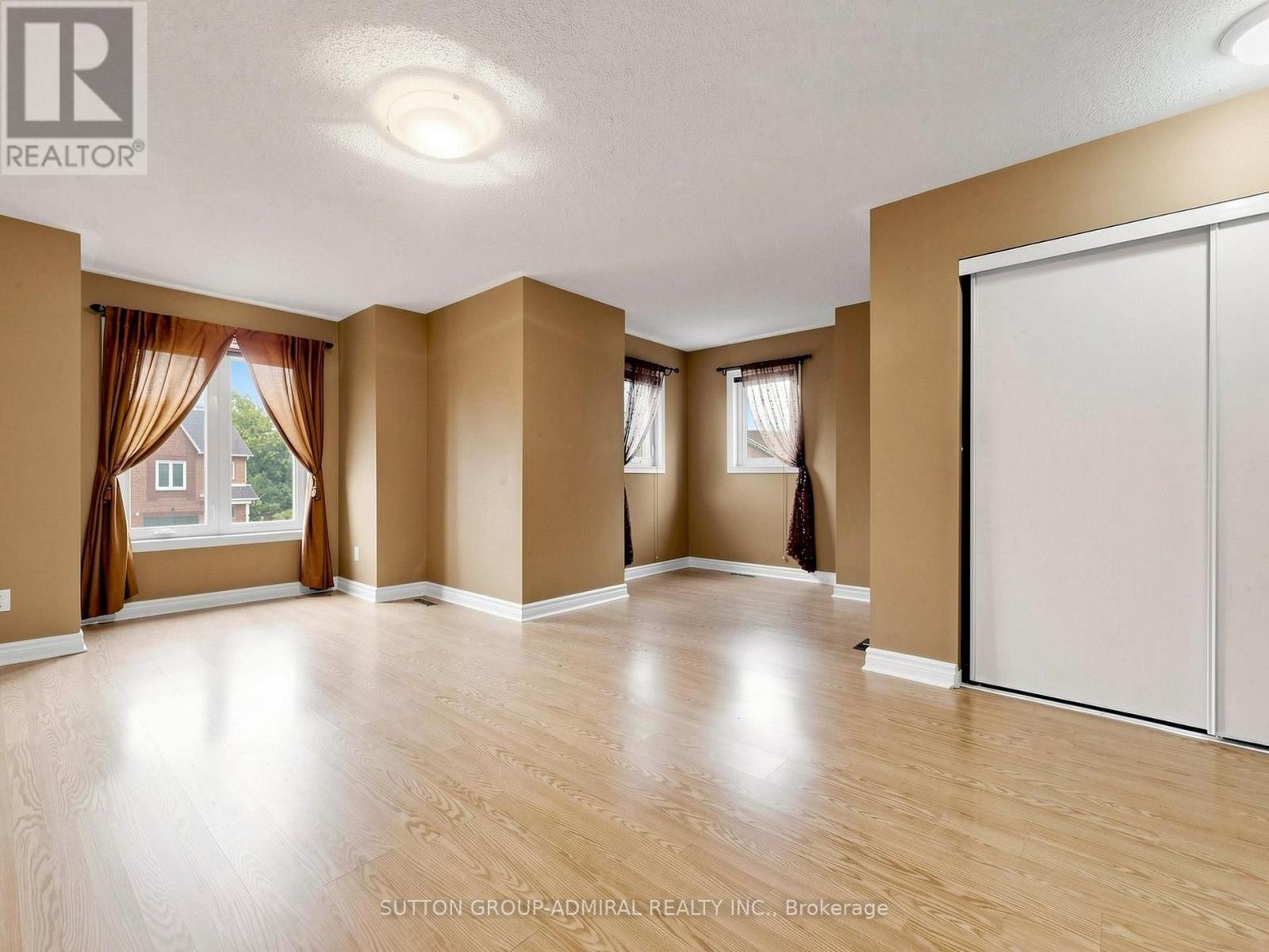 225 Kelso Crescent Property Photo 11