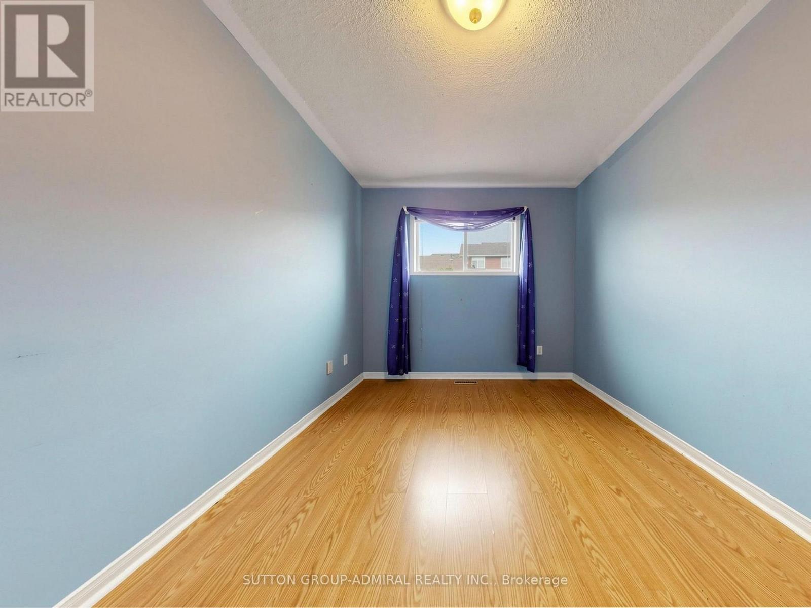 225 Kelso Crescent Property Photo 16