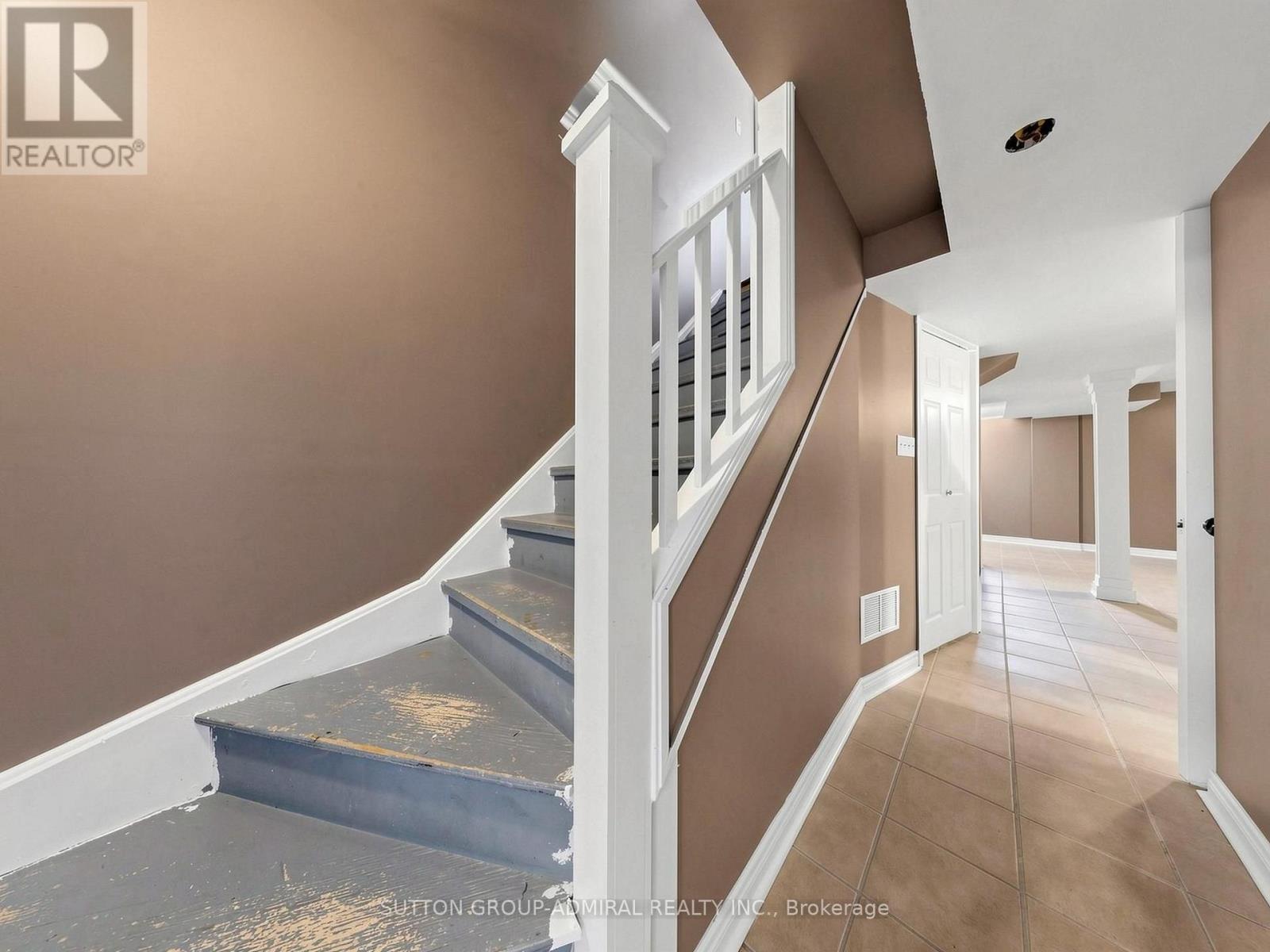 225 Kelso Crescent Property Photo 18