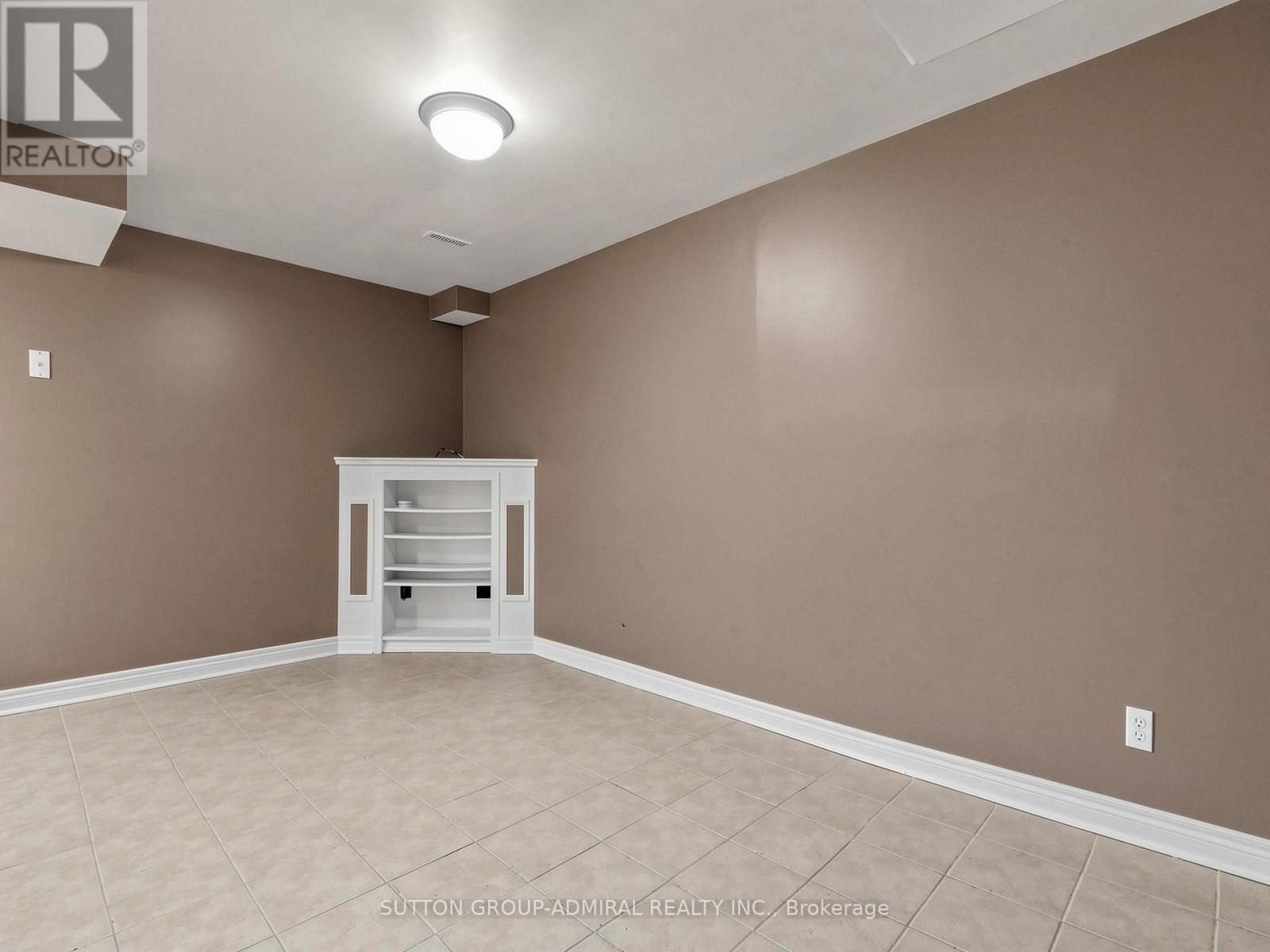 225 Kelso Crescent Property Photo 19