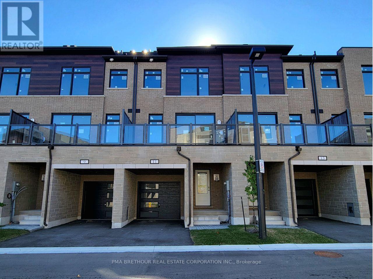 11 Traulsen Way Property Photo 1