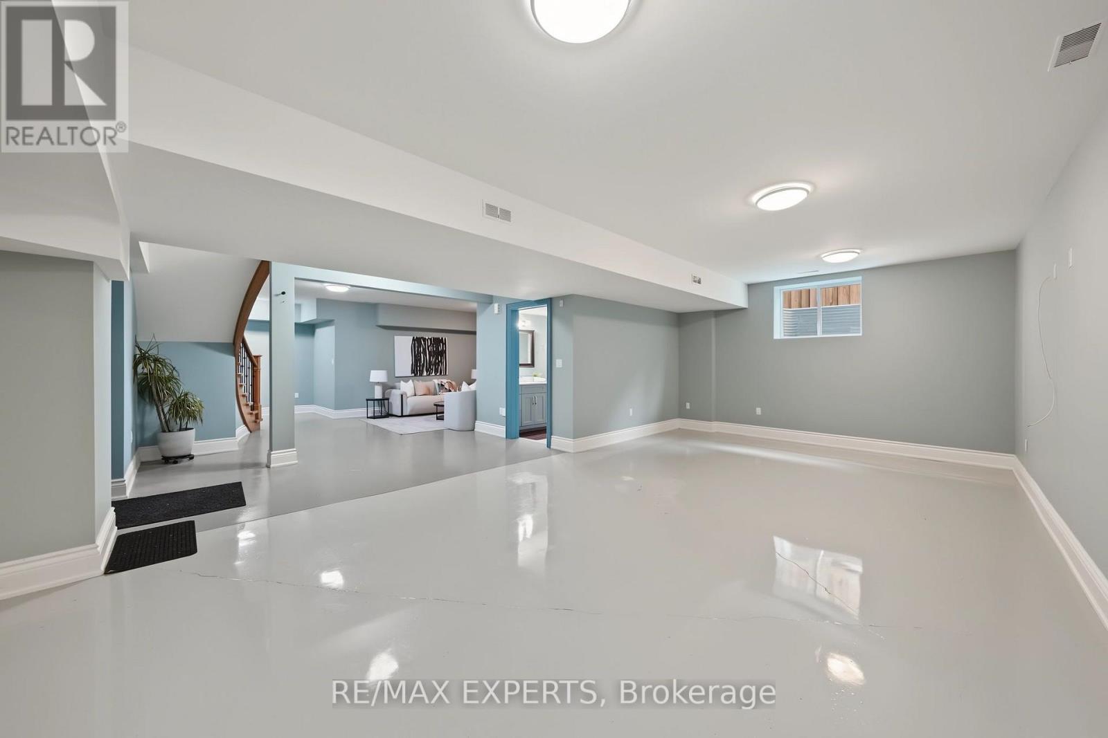 18 Gosling Road Property Photo 40