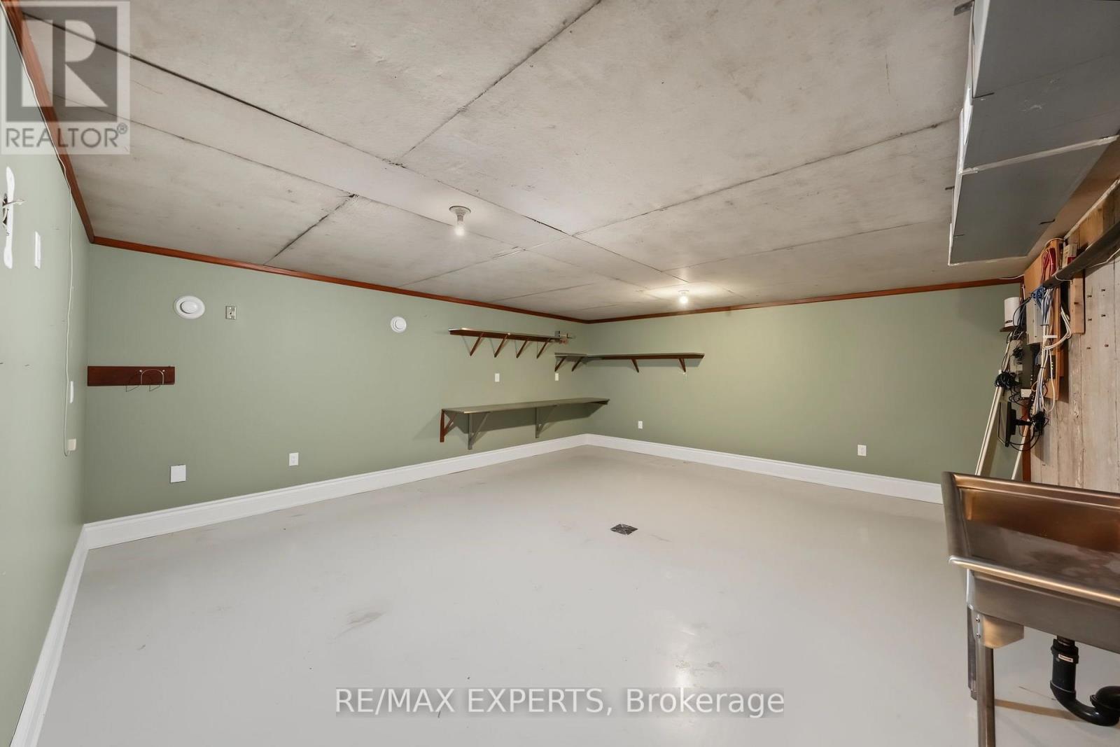 18 Gosling Road Property Photo 42