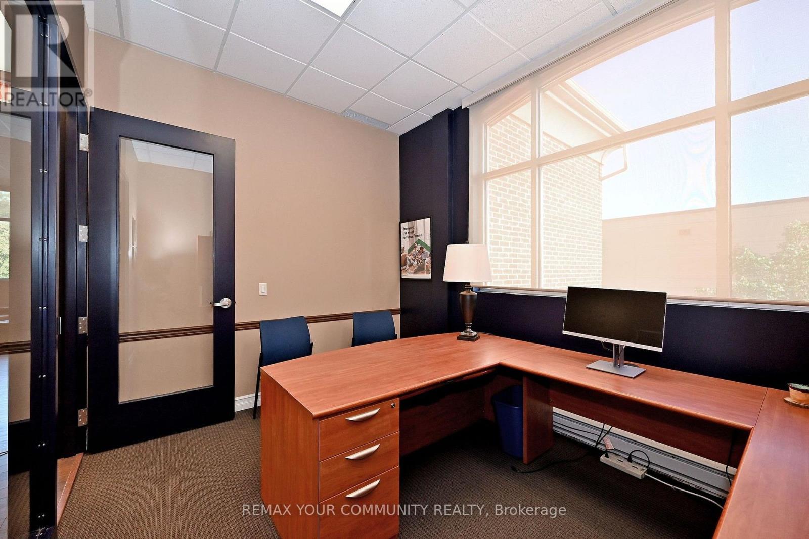 213 - 214 - 8789 Woodbine Avenue Property Photo 24