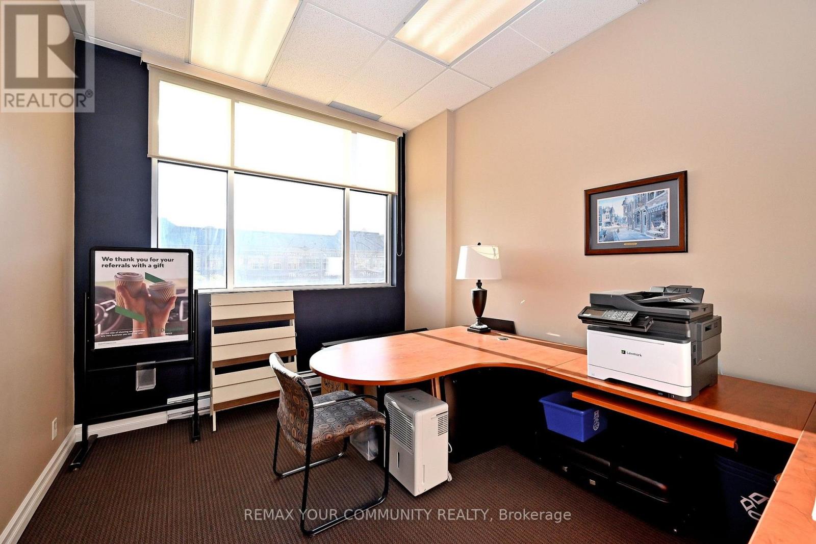 213 - 214 - 8789 Woodbine Avenue Property Photo 27