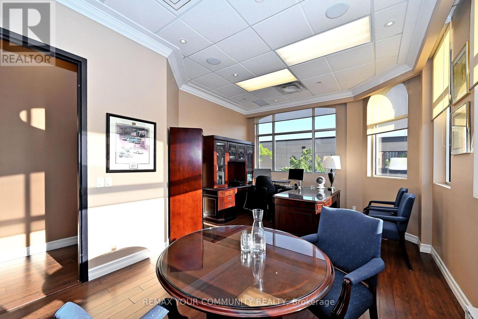 213 - 214 - 8789 Woodbine Avenue Property Photo 32