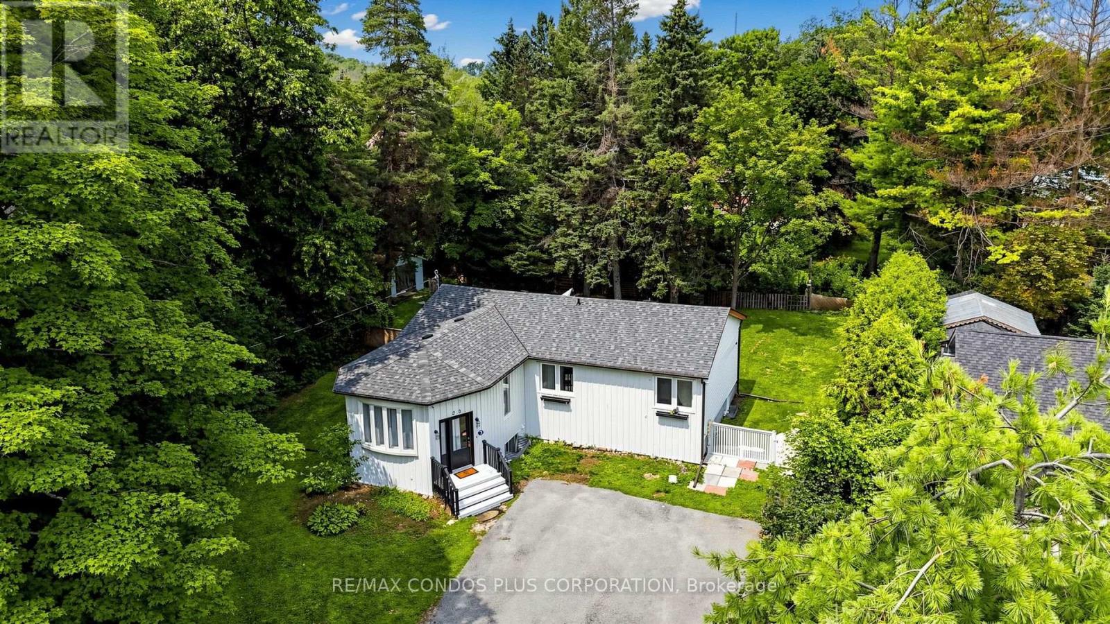 20 Southwood Crescent Property Photo 1
