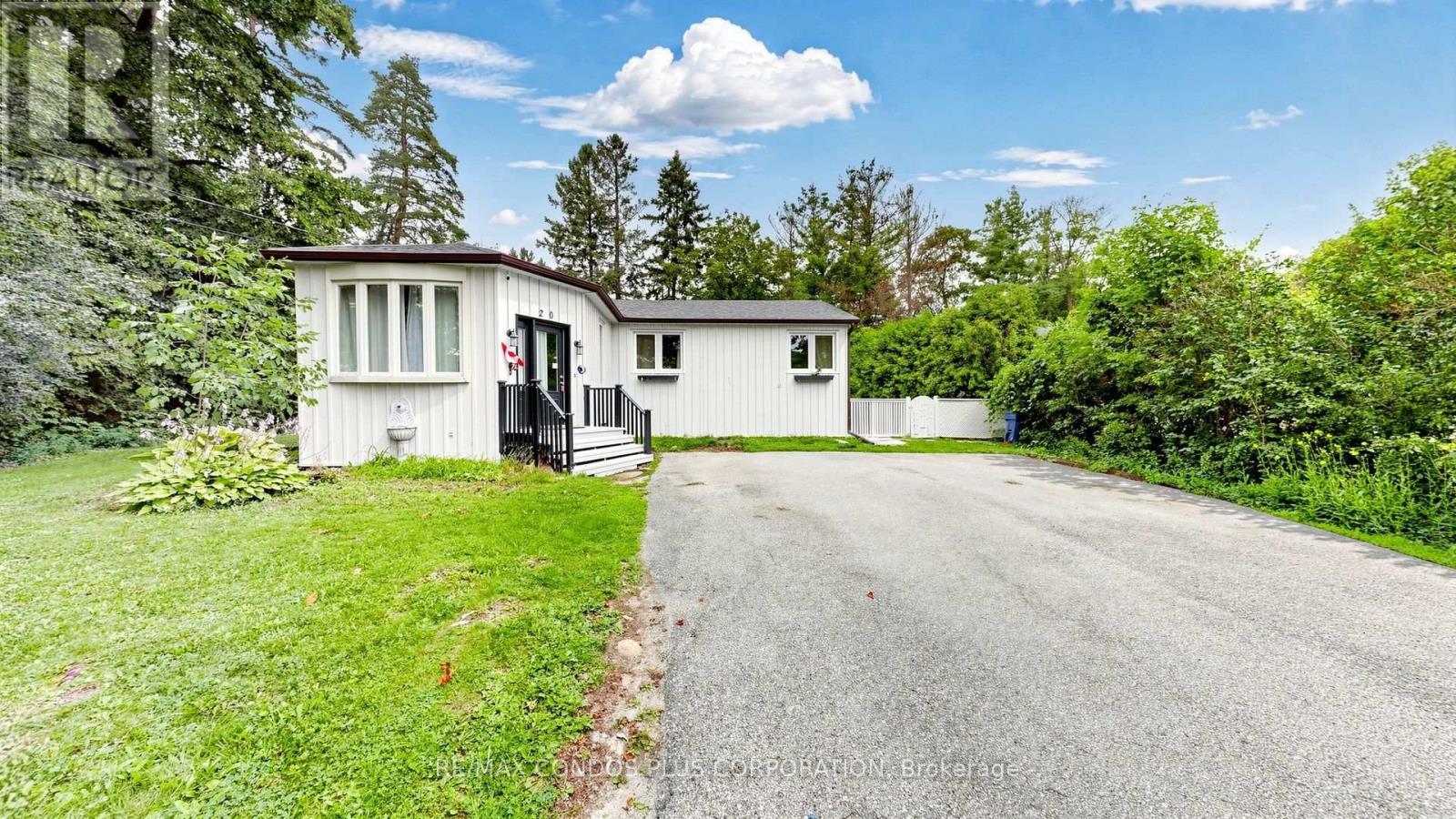 20 Southwood Crescent Property Photo 7