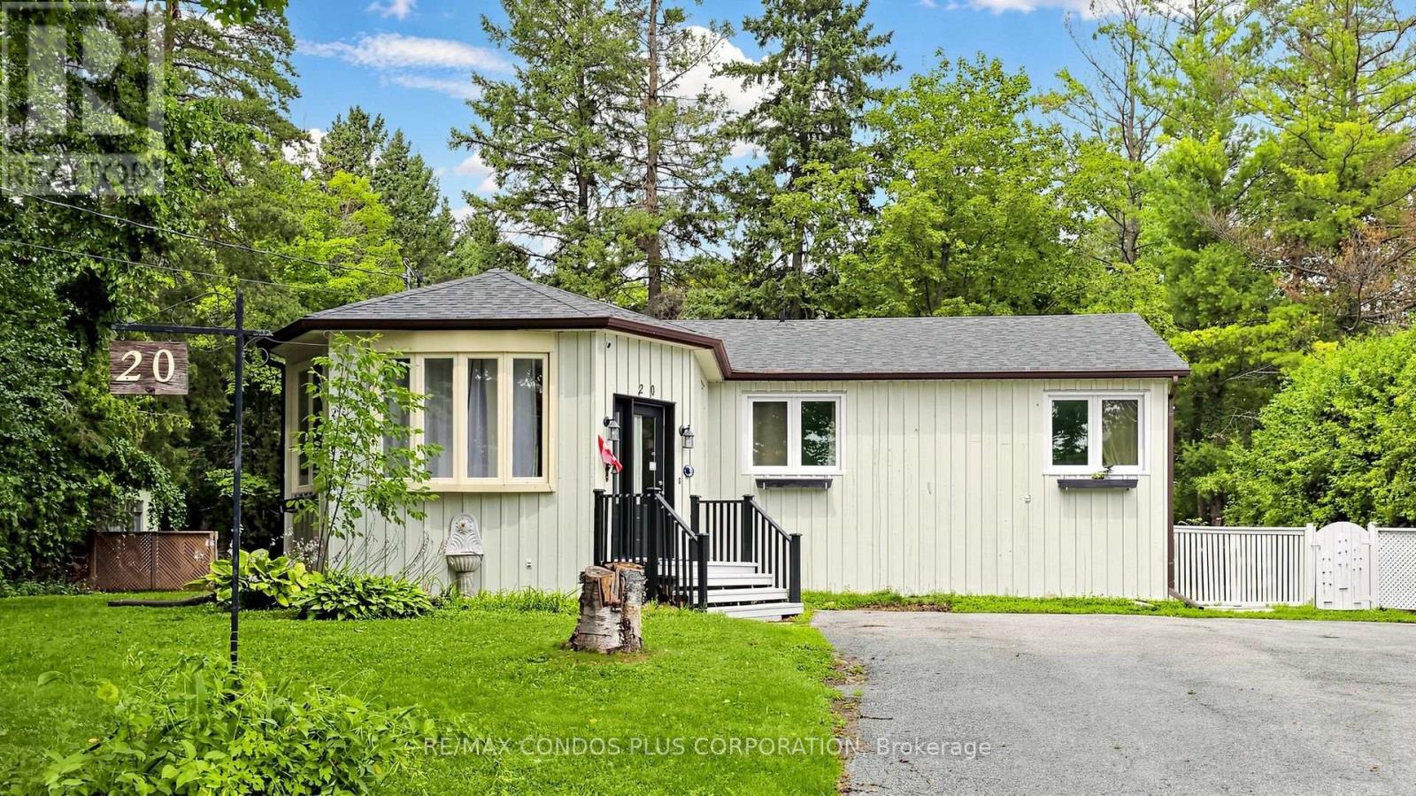 20 Southwood Crescent Property Photo 11